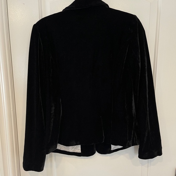 Velvet Blazer - Picture 2 of 4